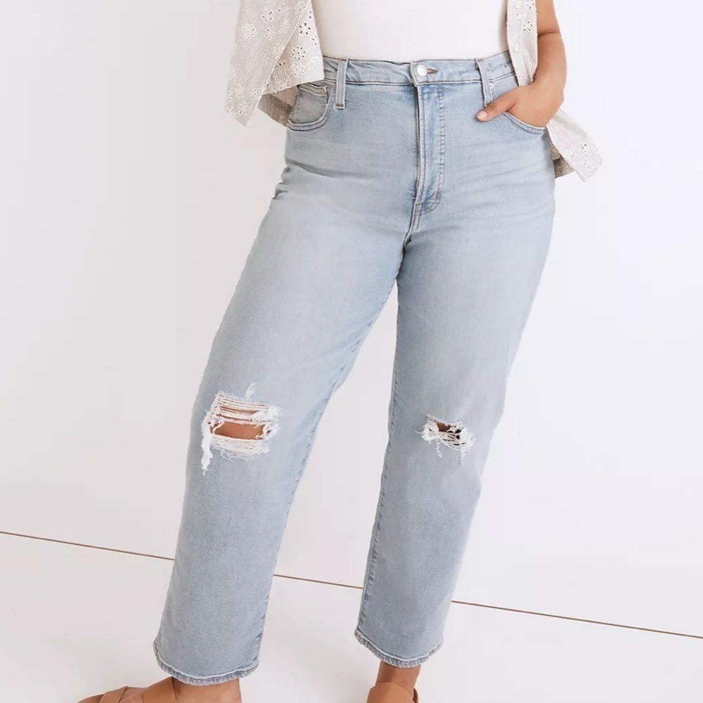 Madewell perfect vintage straight jeans Danny wash knee rip edition
